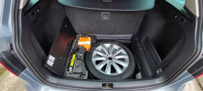 Volkswagen Passat B7 1.6 TDI  high line