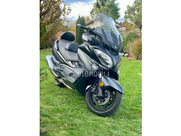 Suzuki Burgman 650