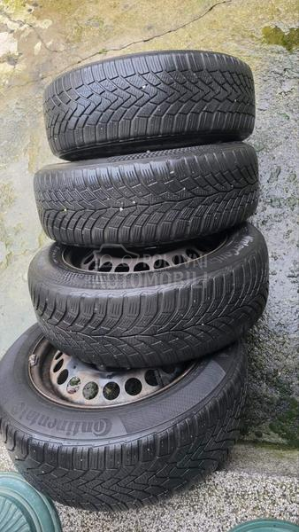 Continental 185/60 R15 Zimska