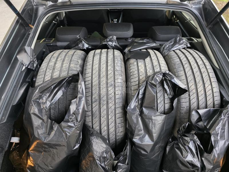 Škoda Octavia 2.0 TDI DSG STYLE