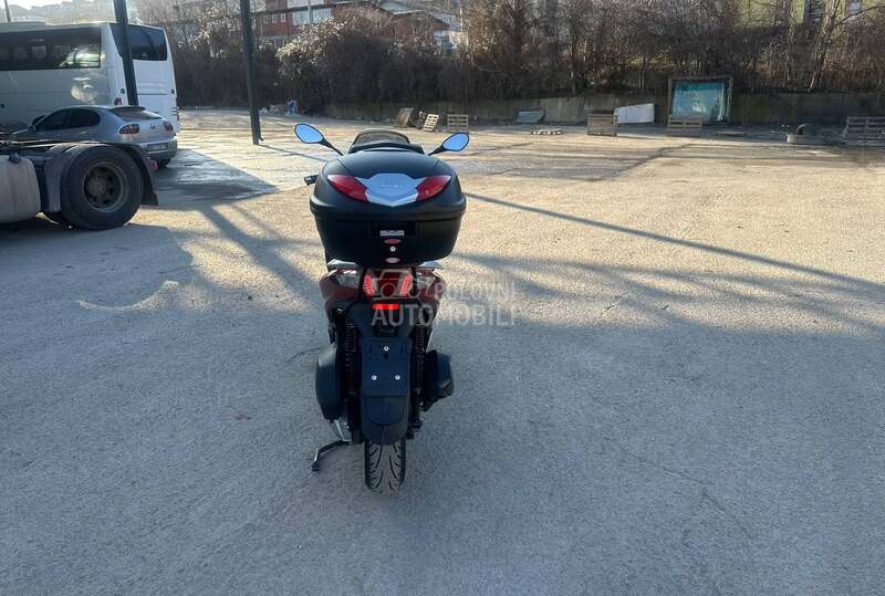 Piaggio MP3 YOURBAN