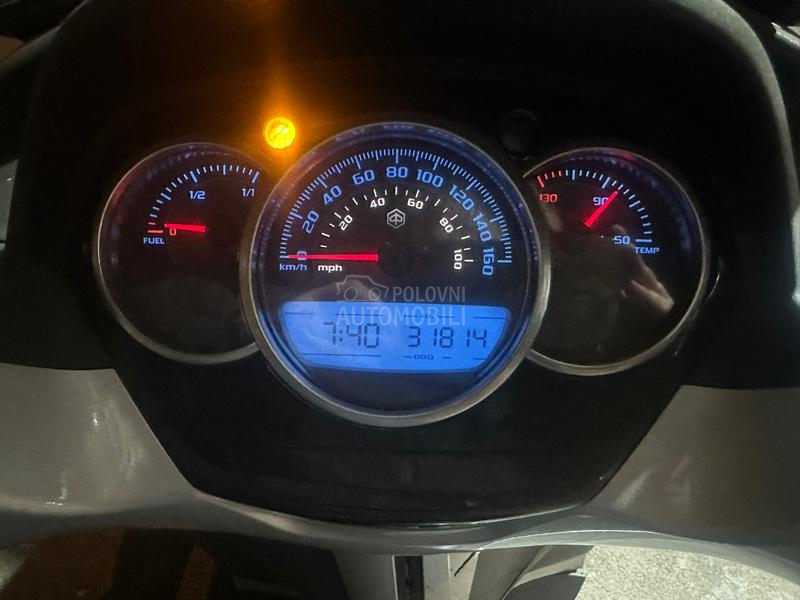 Piaggio MP3 YOURBAN