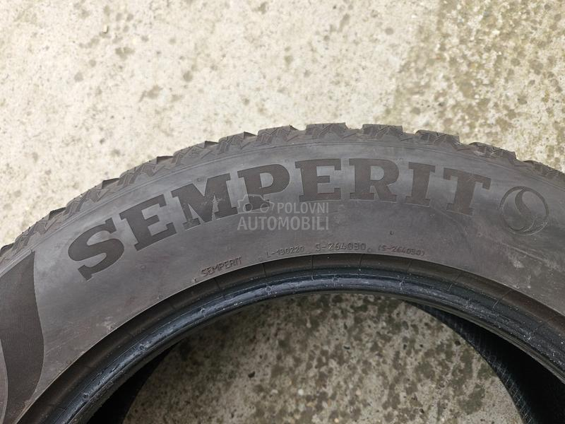 Semperit 215/60 R17 Zimska