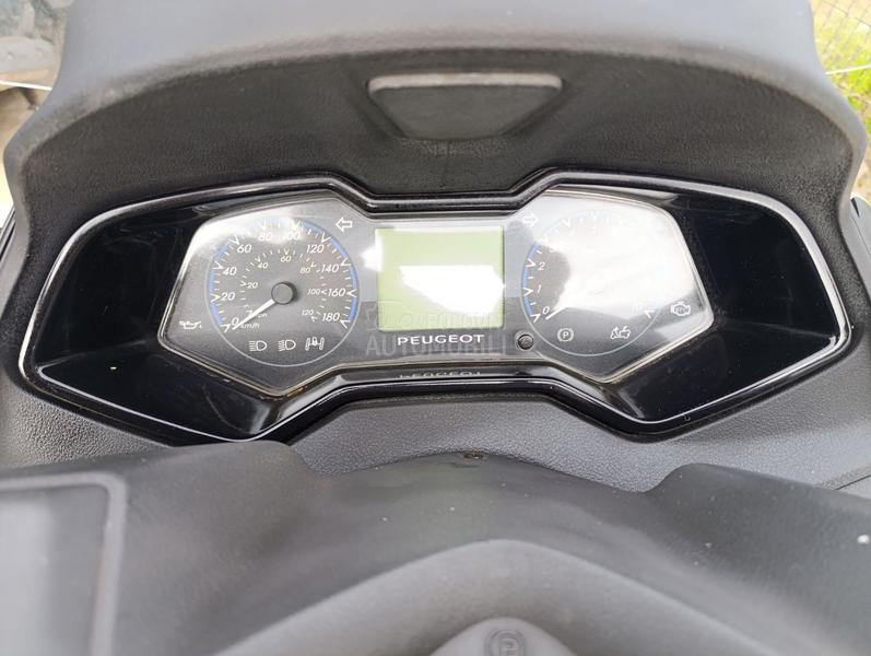 Peugeot metropolis 400