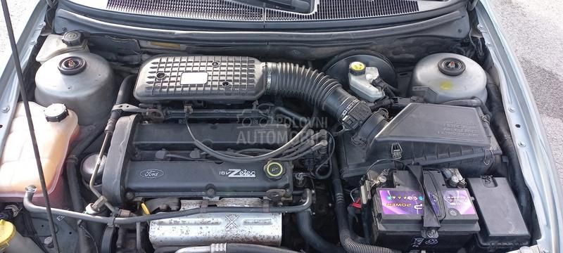 Ford Mondeo 1.8 OTTO Ghia