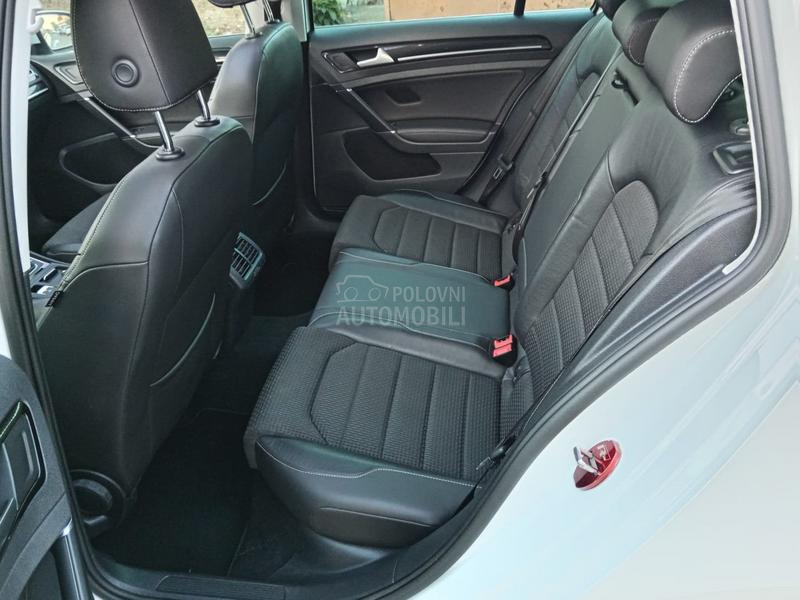 Volkswagen Golf 7 1.6 T.D.I-R-LINE