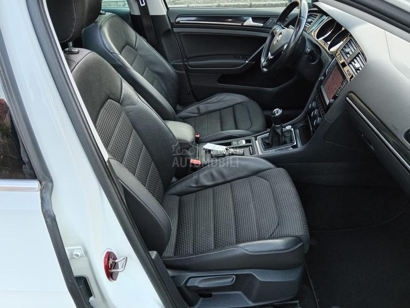 Volkswagen Golf 7 1.6 T.D.I-R-LINE
