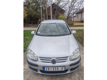 Volkswagen Golf 5 1.6 FSI