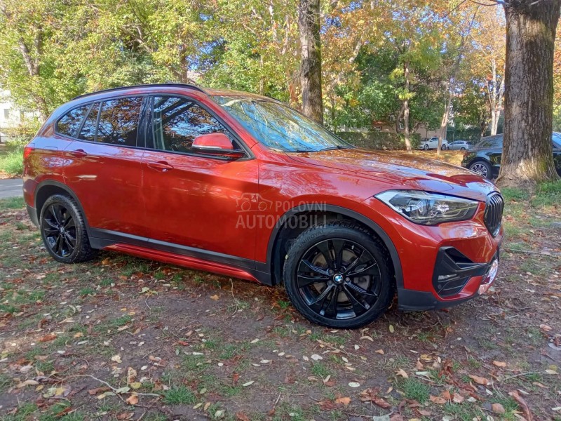 BMW X1 BMV X1 XDRIVE25E 5D