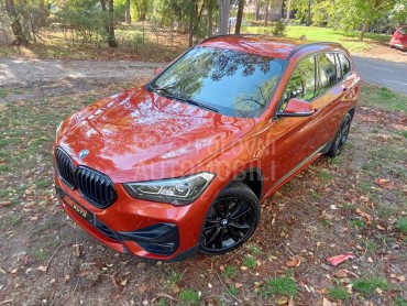 BMW X1 BMV X1 XDRIVE25E 5D