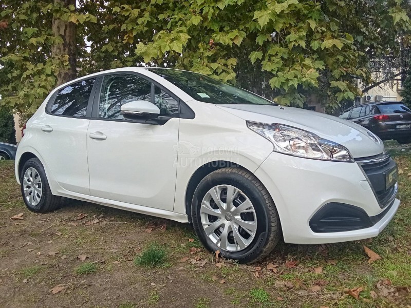 Peugeot 208 7,7,0,0,0 k,m