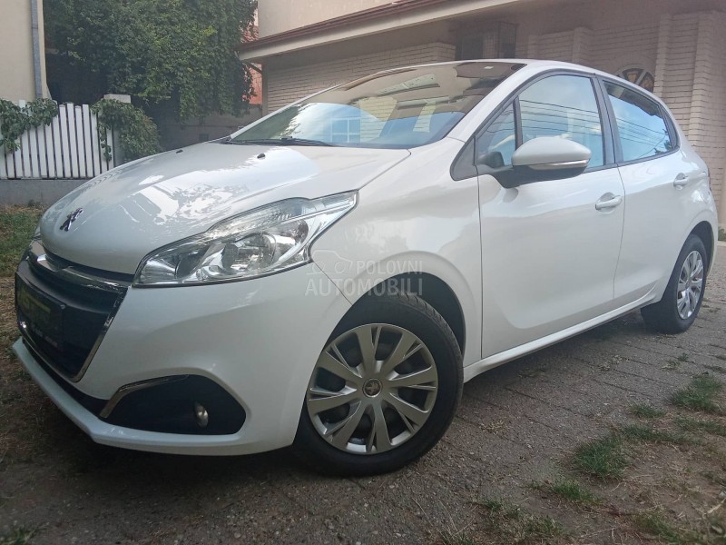Peugeot 208 8,5,0,0,0.k.m