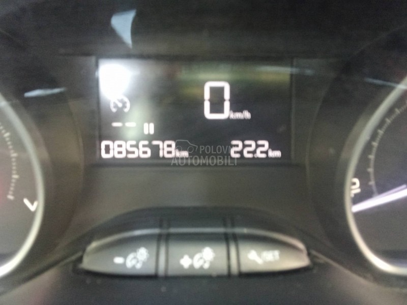 Peugeot 208 8,5,0,0,0.k.m