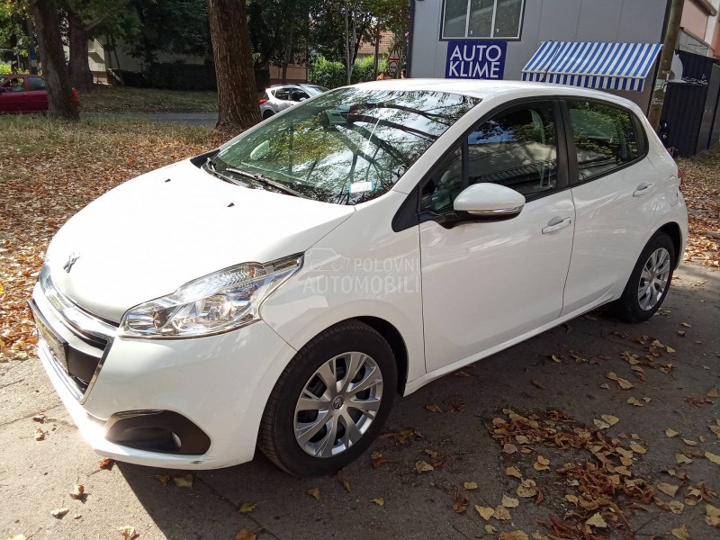 Peugeot 208 8,5,0,0,0.k.m