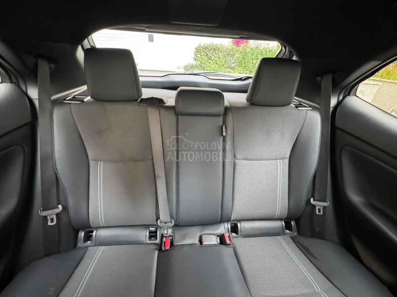 Toyota Yaris Cross 1,5 GR SPORT