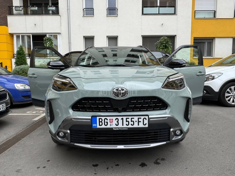 Toyota Yaris Cross 1,5 GR SPORT
