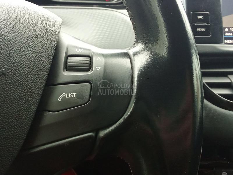 Peugeot 208 ALLURE