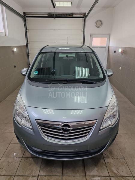 Opel Meriva B D O B R A