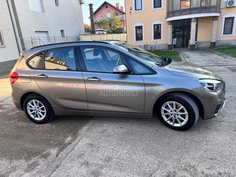 BMW 218 
