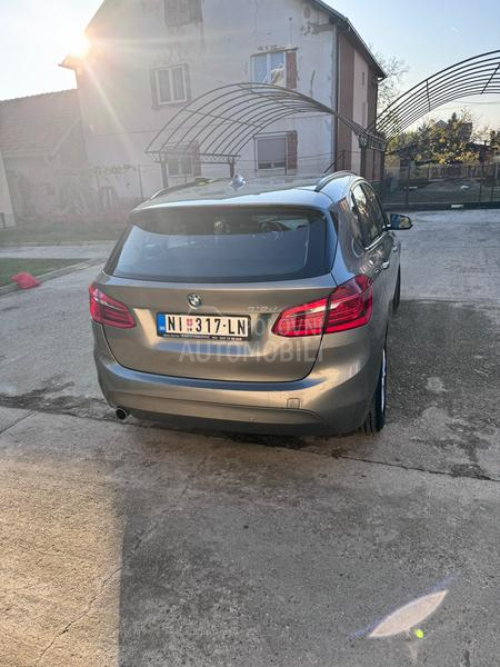 BMW 218 
