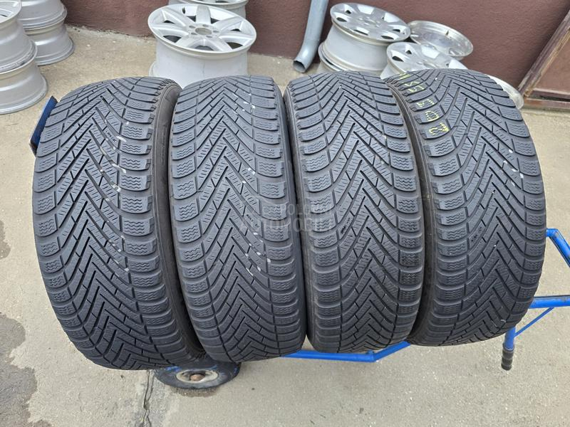 Pirelli 205/55 R16 Zimska