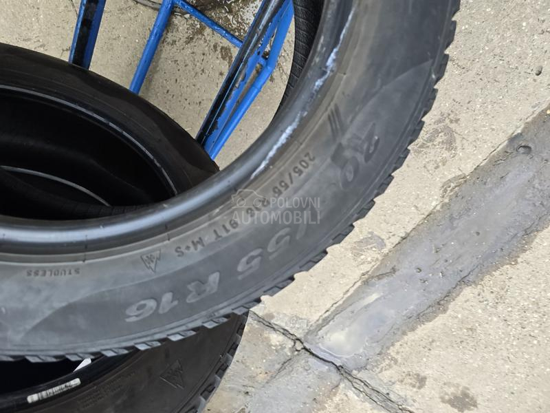 Pirelli 205/55 R16 Zimska
