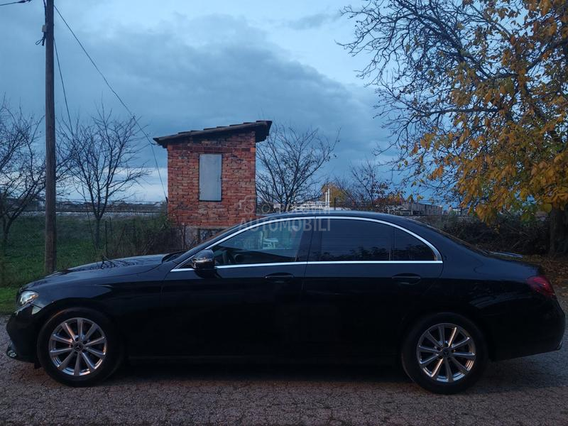 Mercedes Benz E 220 NOV