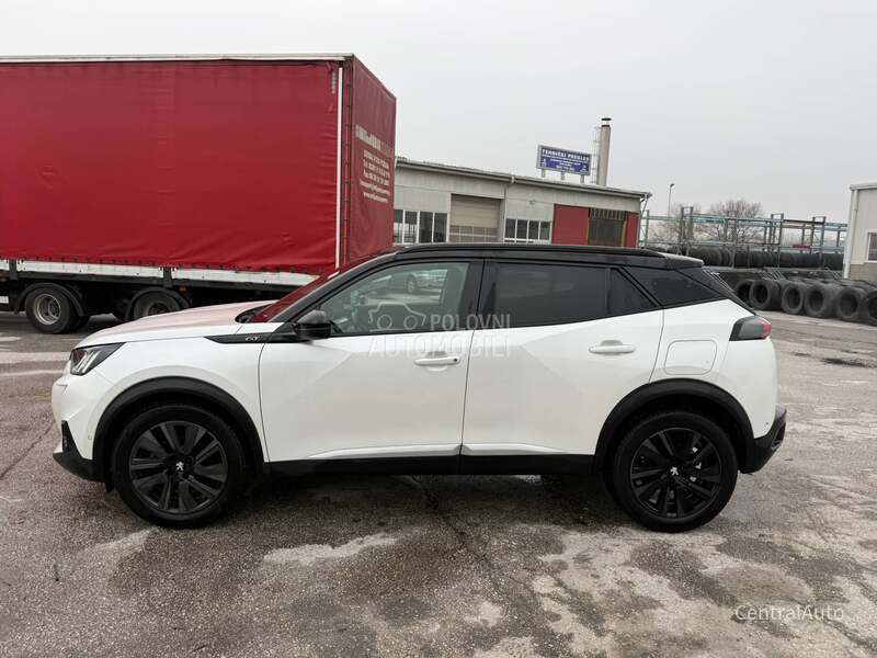 Peugeot 2008 1.5HDI GT 2021