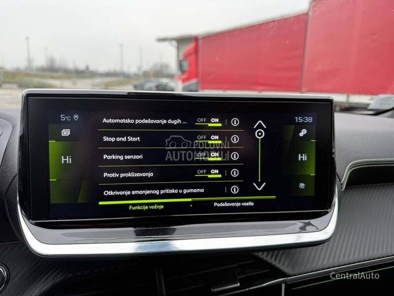 Peugeot 2008 1.5HDI GT 2021