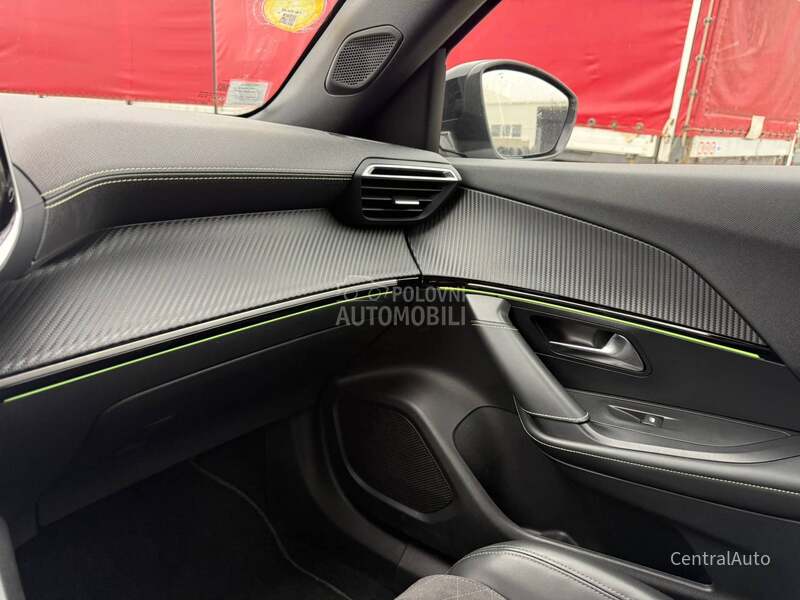 Peugeot 2008 1.5HDI GT 2021