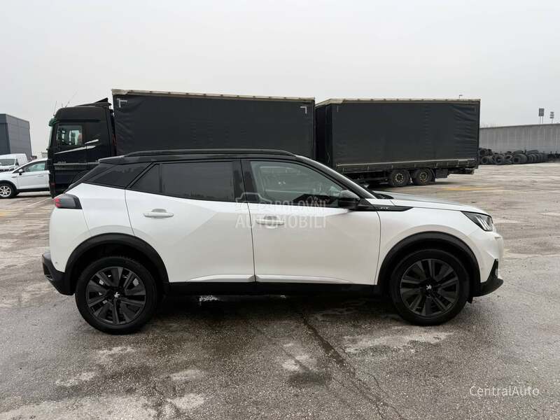 Peugeot 2008 1.5HDI GT 2021