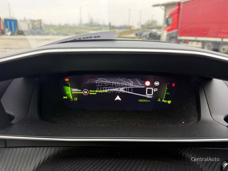 Peugeot 2008 1.5HDI GT 2021