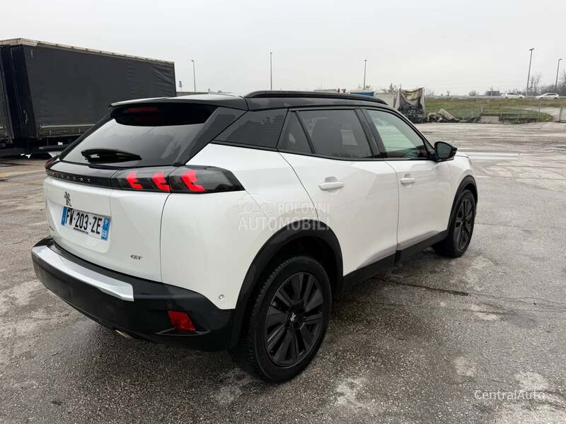 Peugeot 2008 1.5HDI GT 2021