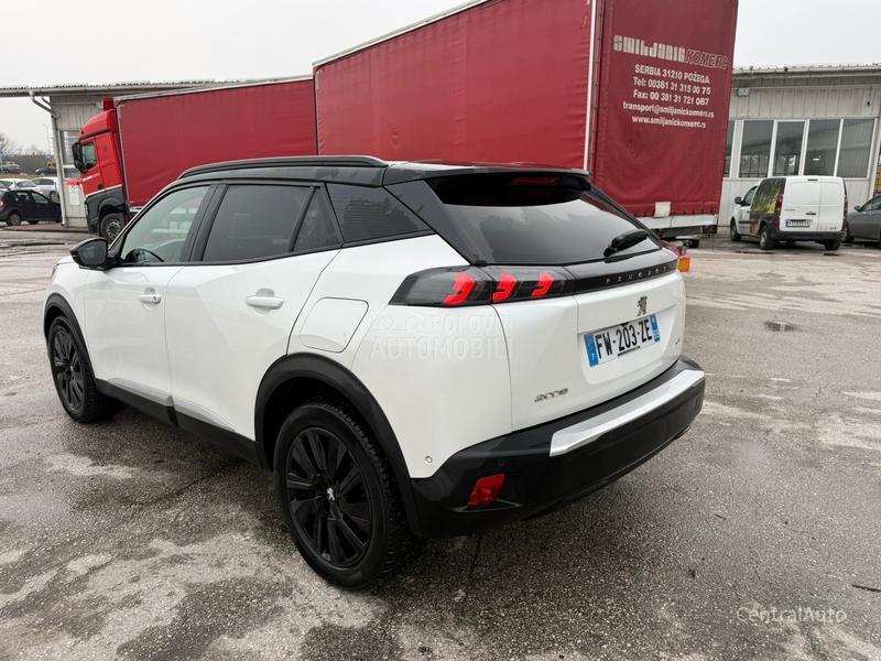 Peugeot 2008 1.5HDI GT 2021