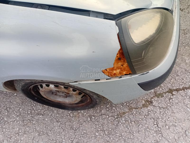 Vise auta u delovima