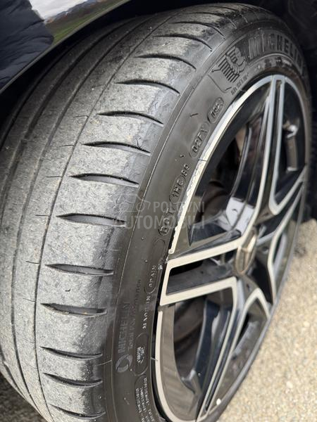 Mercedes Benz A 35 AMG 