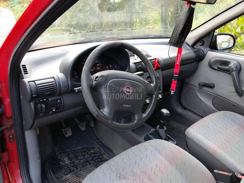 Opel Corsa B 1.2
