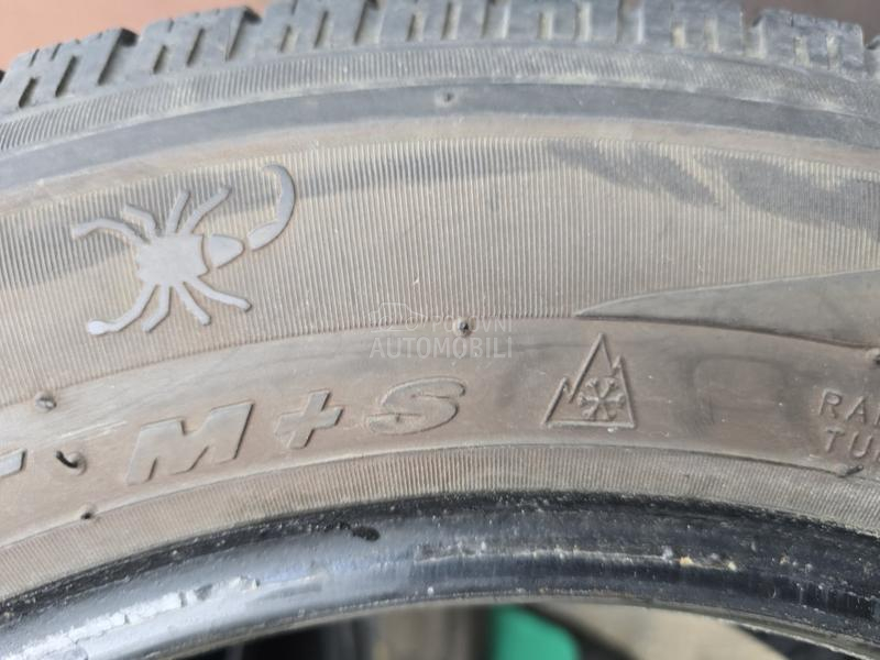 Pirelli 215/65 R16 Zimska