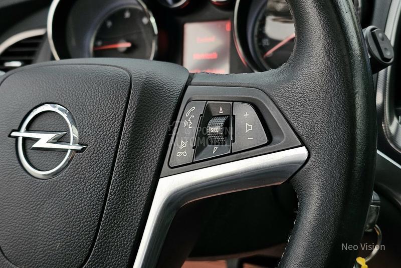 Opel Astra J 1.7 CDTi Cosmo