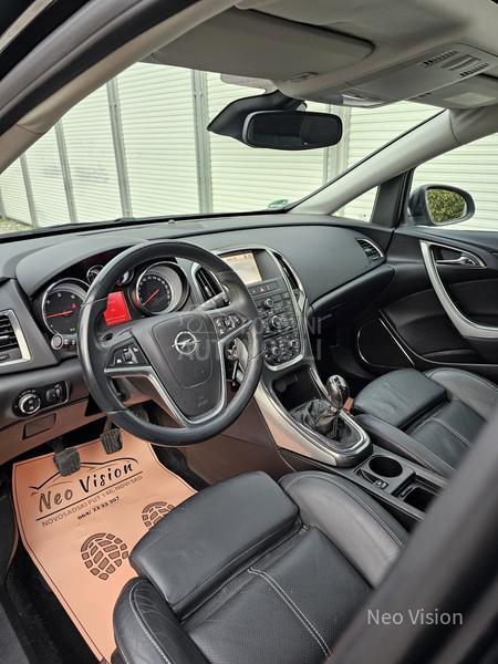 Opel Astra J 1.7 CDTi Cosmo