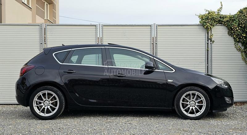 Opel Astra J 1.7 CDTi Cosmo