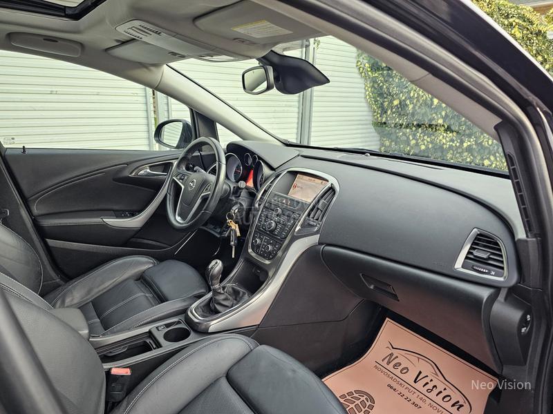 Opel Astra J 1.7 CDTi Cosmo