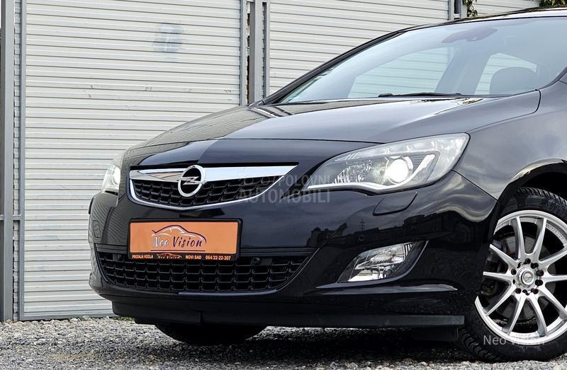 Opel Astra J 1.7 CDTi Cosmo