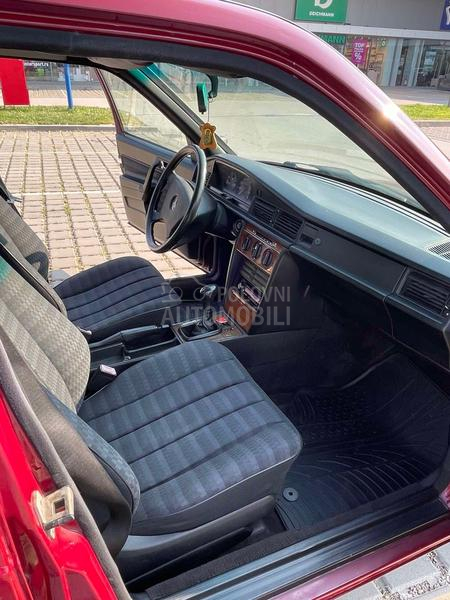 Mercedes Benz 190 D