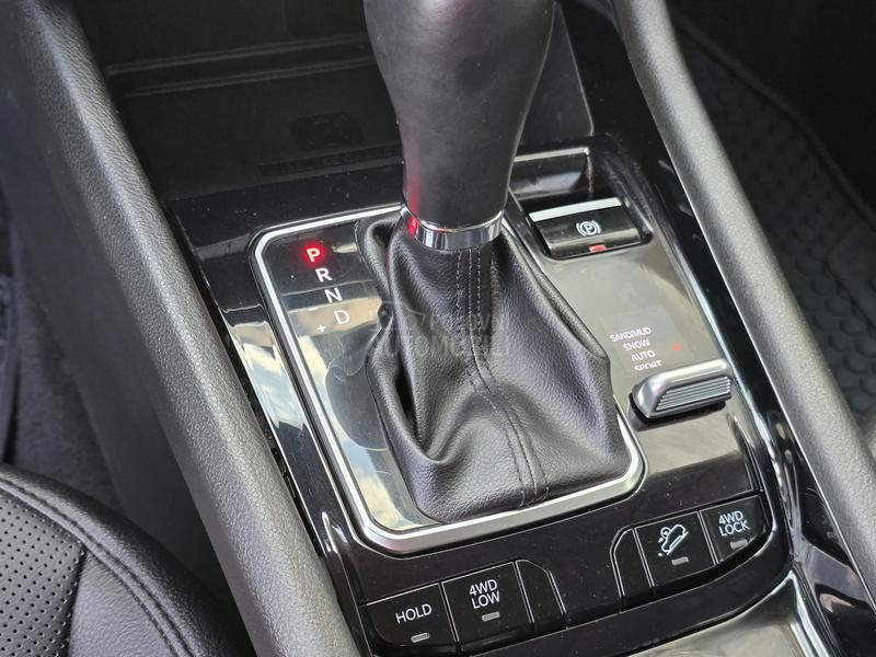 Jeep Compass 1.3 plug in