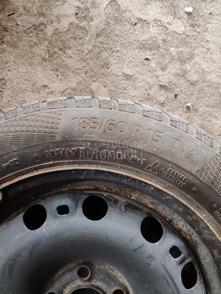 Continental 185/60 R15 Zimska