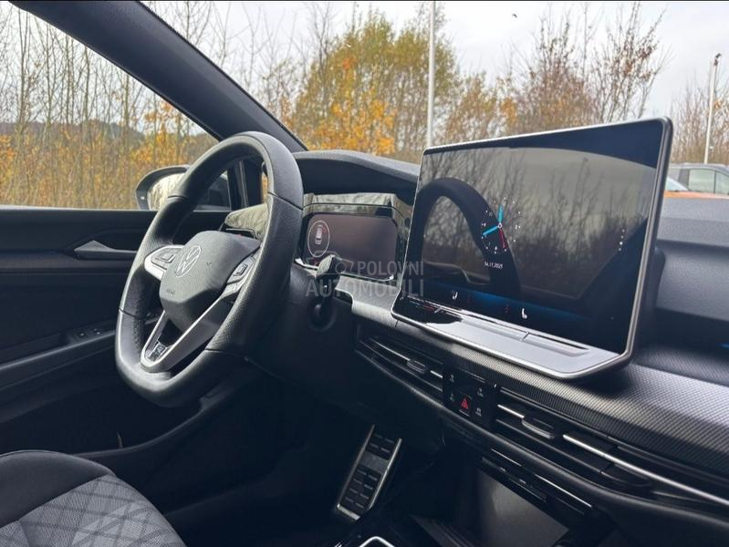 Volkswagen Golf 8 R line/Kam/Rest