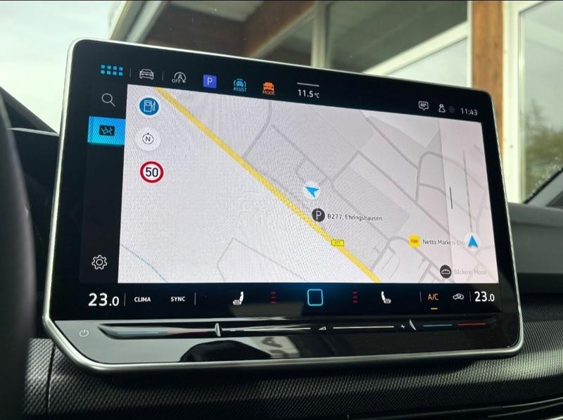 Volkswagen Golf 8 R line/Kam/Rest