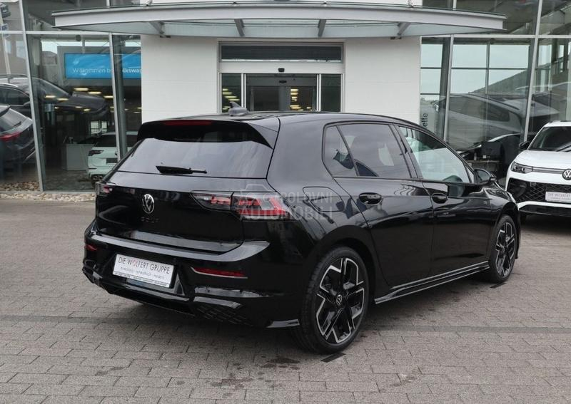 Volkswagen Golf 8 R line/Kam/Rest