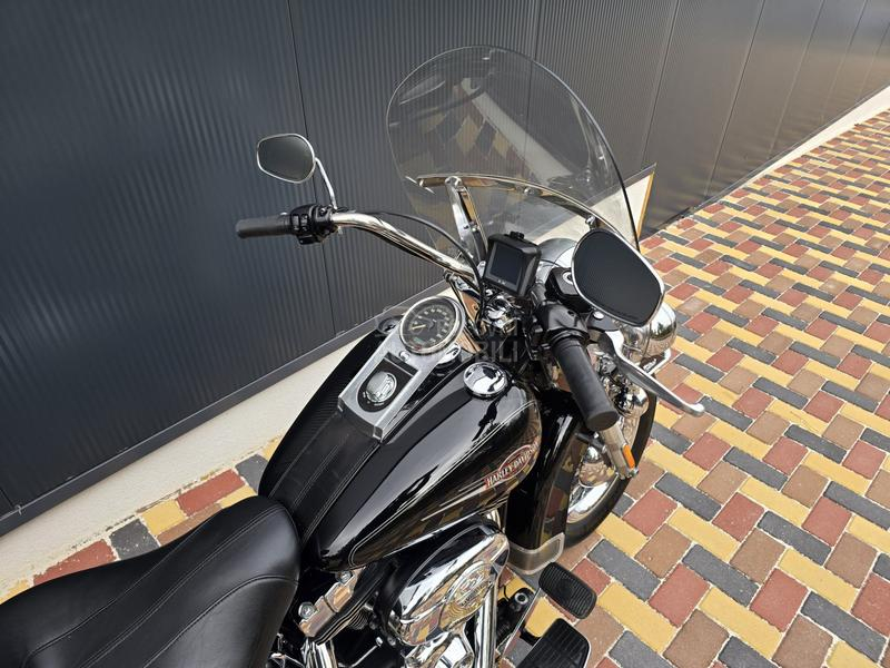 Harley Davidson FLSTC Heritage Softail